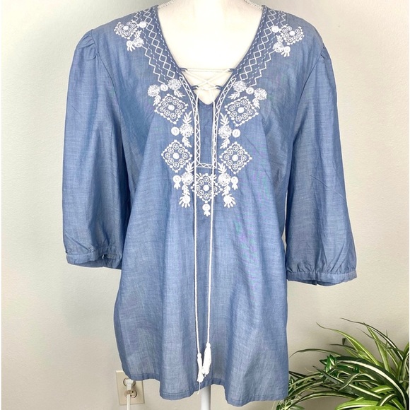 Dressbarn, Plus Size 2X Denim Blue 100% Cotton Tassels Embroidered Blouse NWOT - Picture 2 of 12